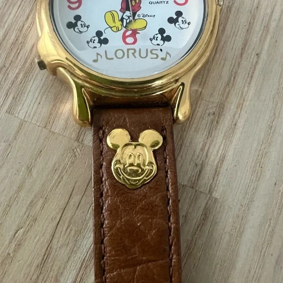 Vintage Lorus DISNEY Mickey Mouse musical watch NEW BATTERY